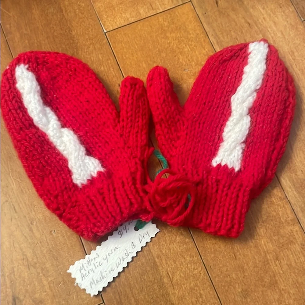 Red and White Kids Mittens